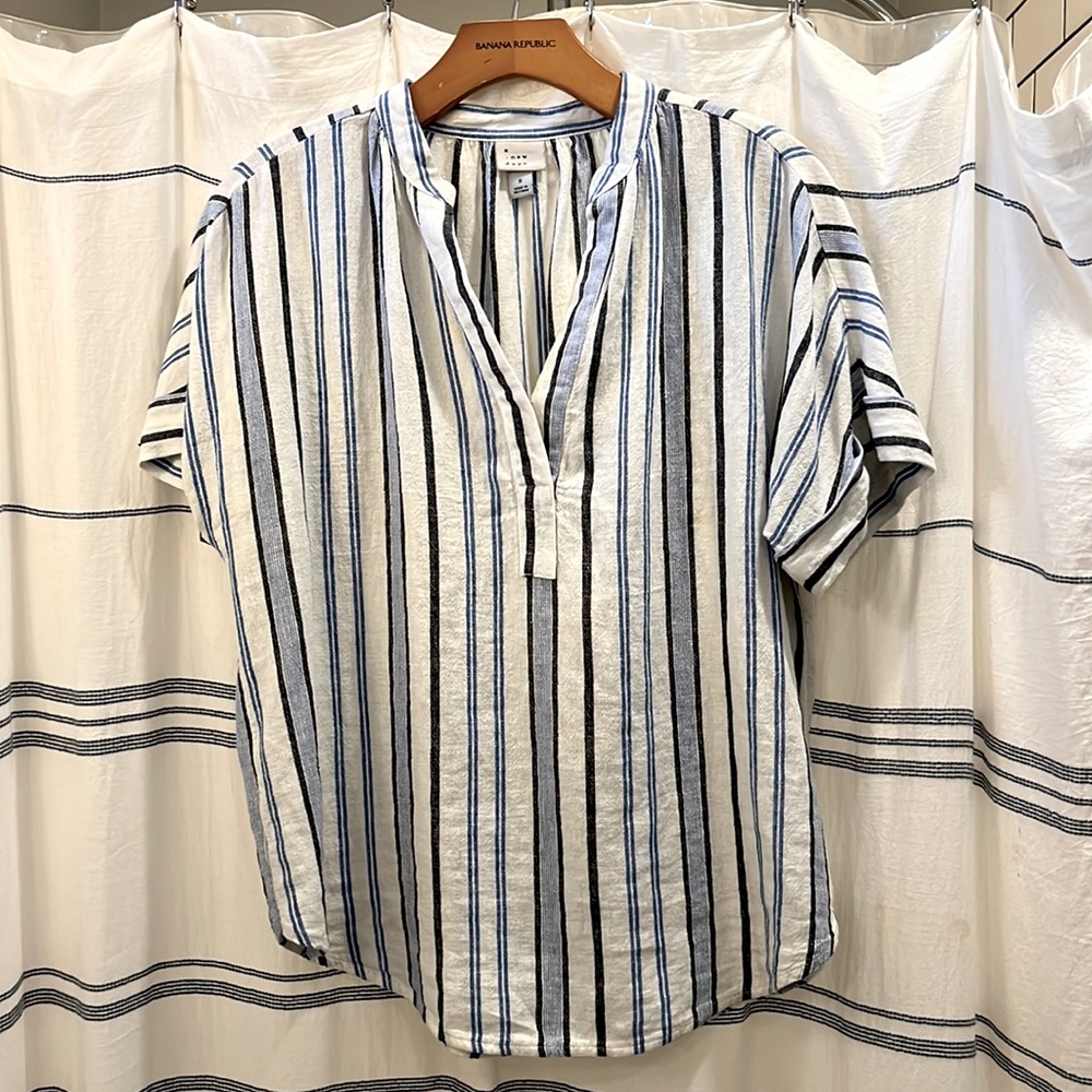 Breezy linen pullover
